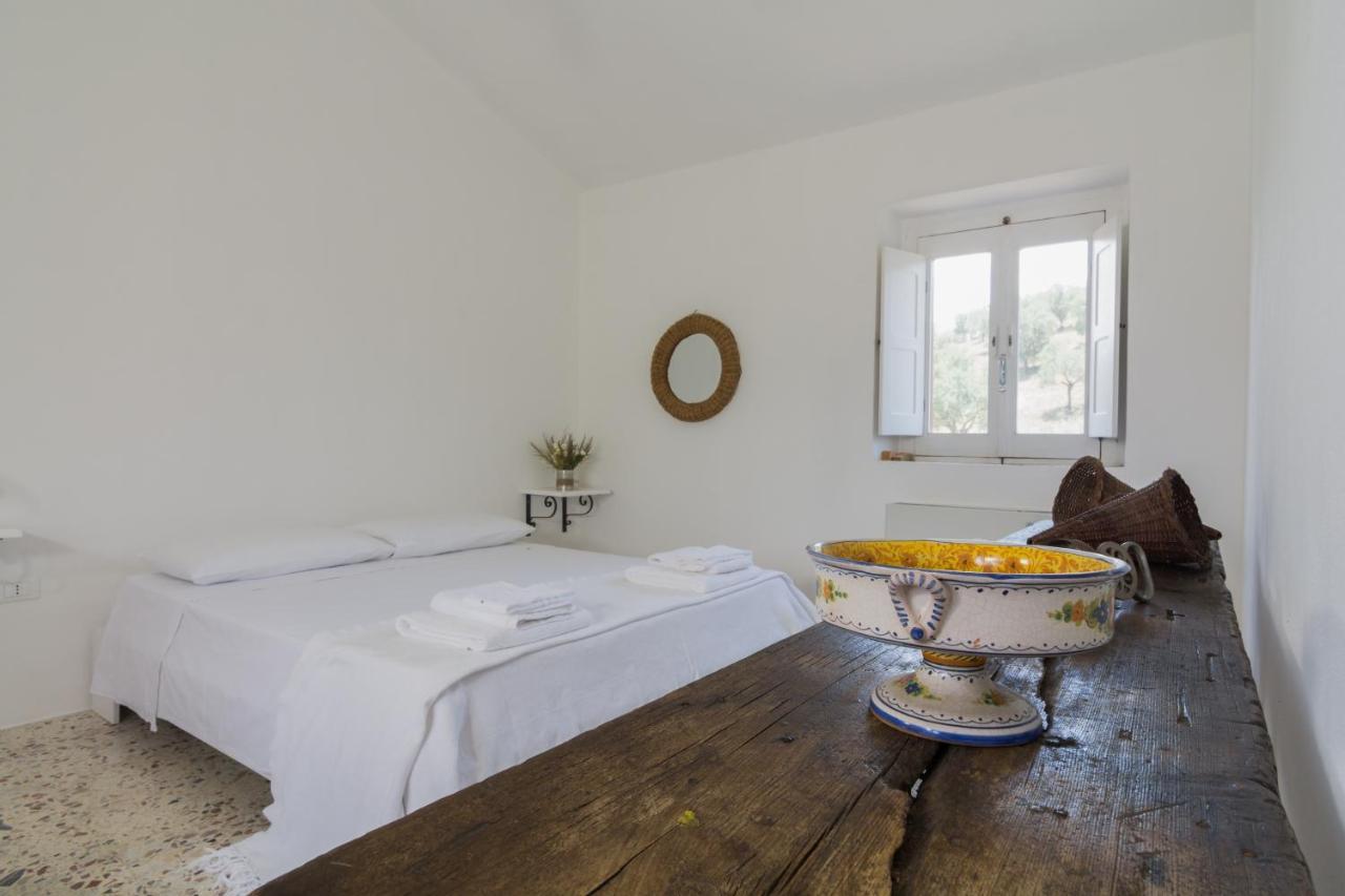 Agriturismo di Serragiumenta Altomonte Esterno foto